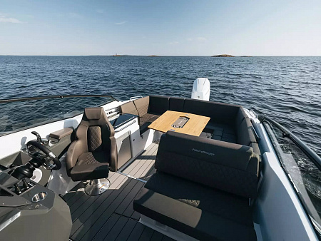 Катер Nordkapp Noblesse 830